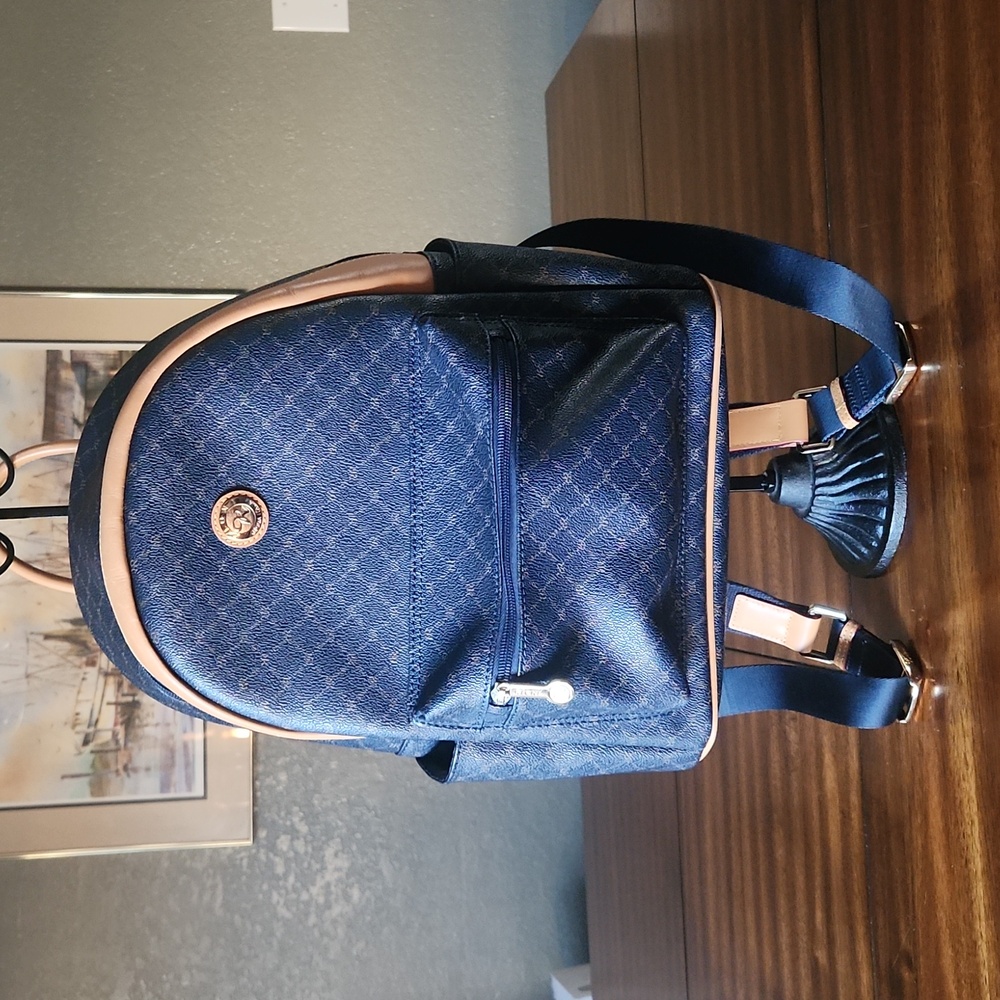 Rioni Zaino Round Dome Backpack
